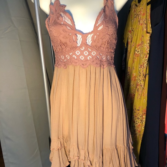 Adella lace mini dress in Rose - Picture 8 of 8